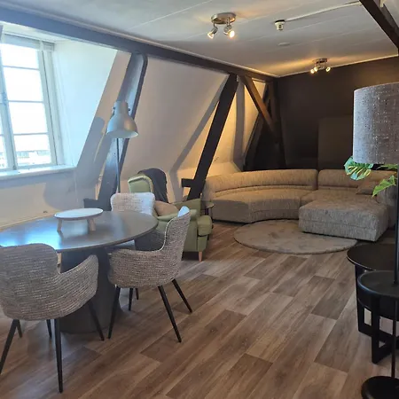 아파트 Amsterdam House *