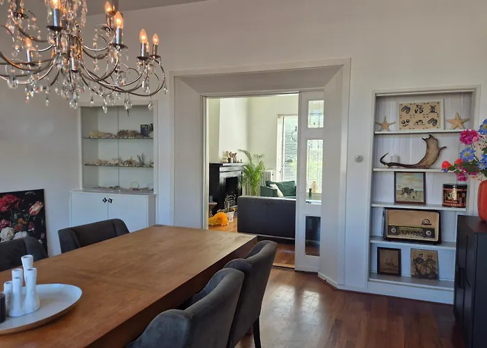 Amsterdam House 아파트 *