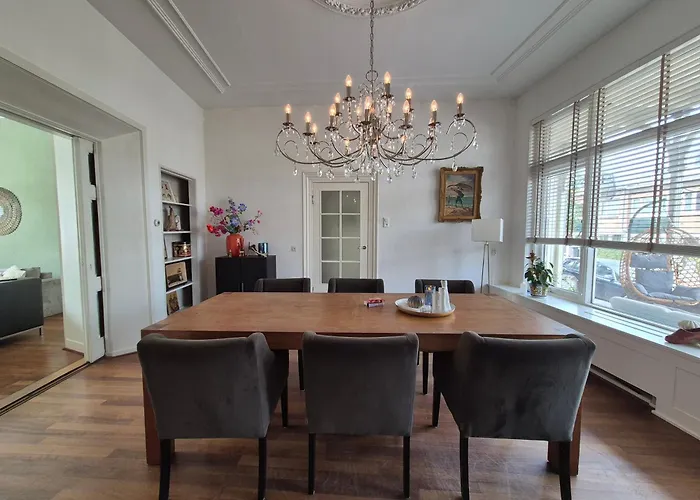 Amsterdam House 잔드보르트