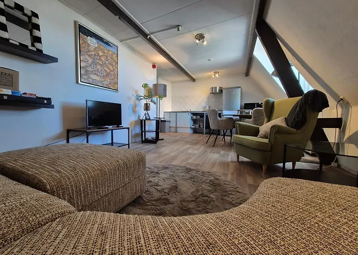 Amsterdam House 아파트 *