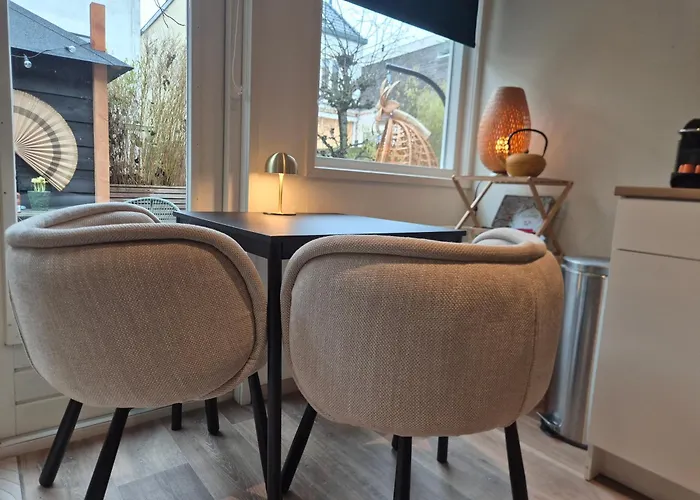 Amsterdam House 아파트 *